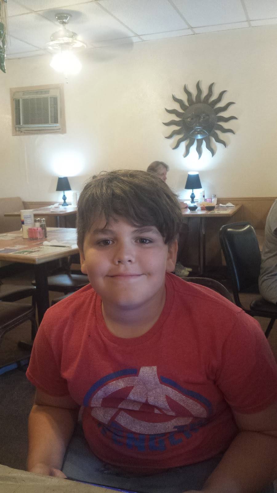 Cafe Rico | restaurant | 1013 W Main St, Eastland, TX 76448, USA | 2546310064 OR +1 254-631-0064