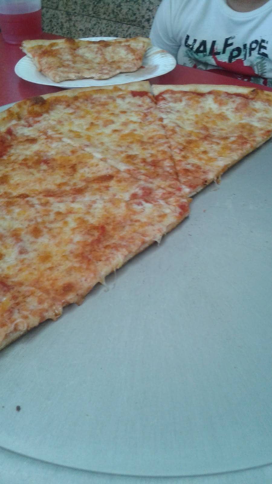 Mikes Pizza | restaurant | 905 Myrtle Ave, Brooklyn, NY 11206, USA | 7187825011 OR +1 718-782-5011