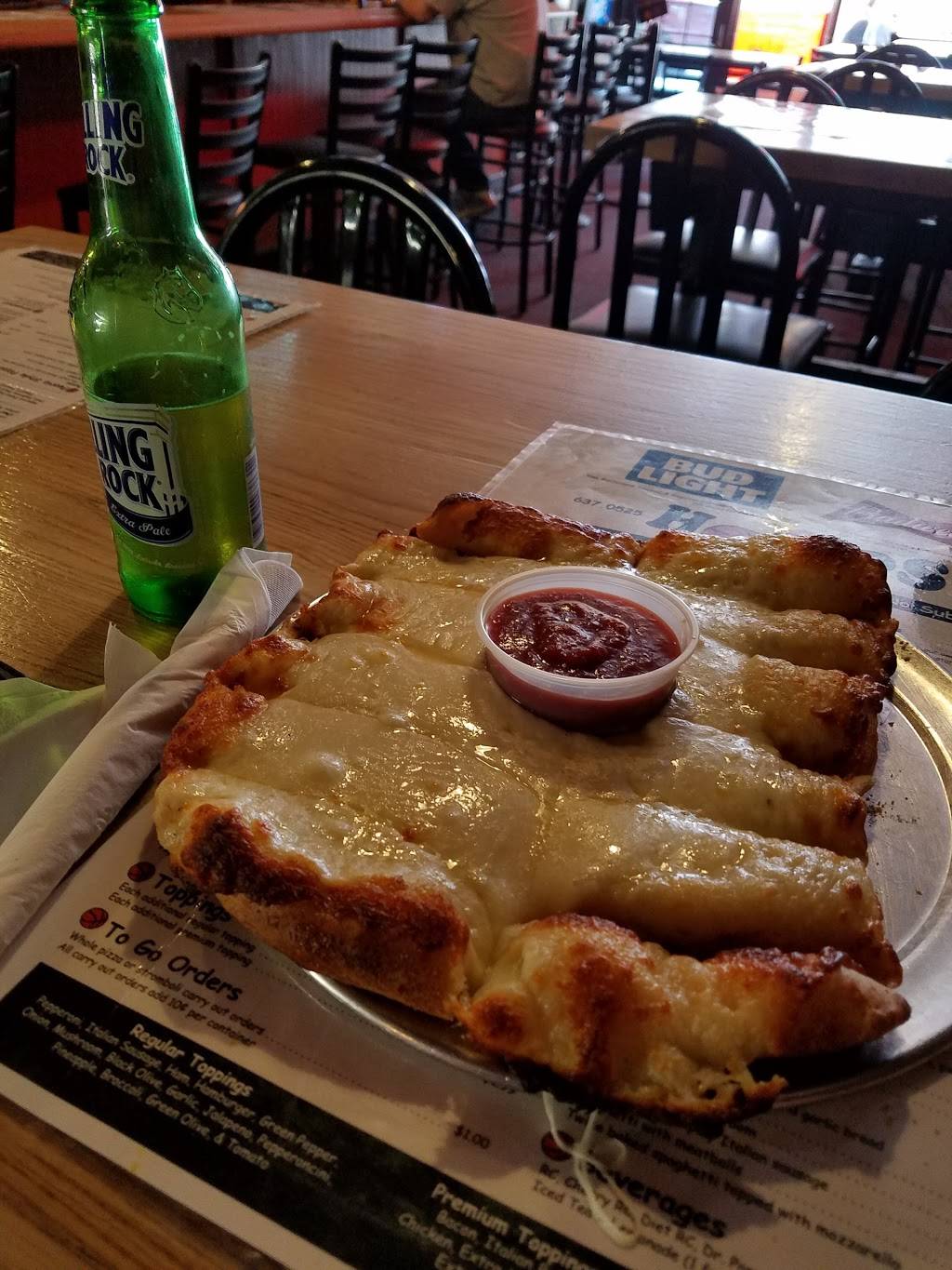 Hoops Pub & Pizza | restaurant | 1029, 516 Main St, Peoria, IL 61602, USA | 3096370525 OR +1 309-637-0525