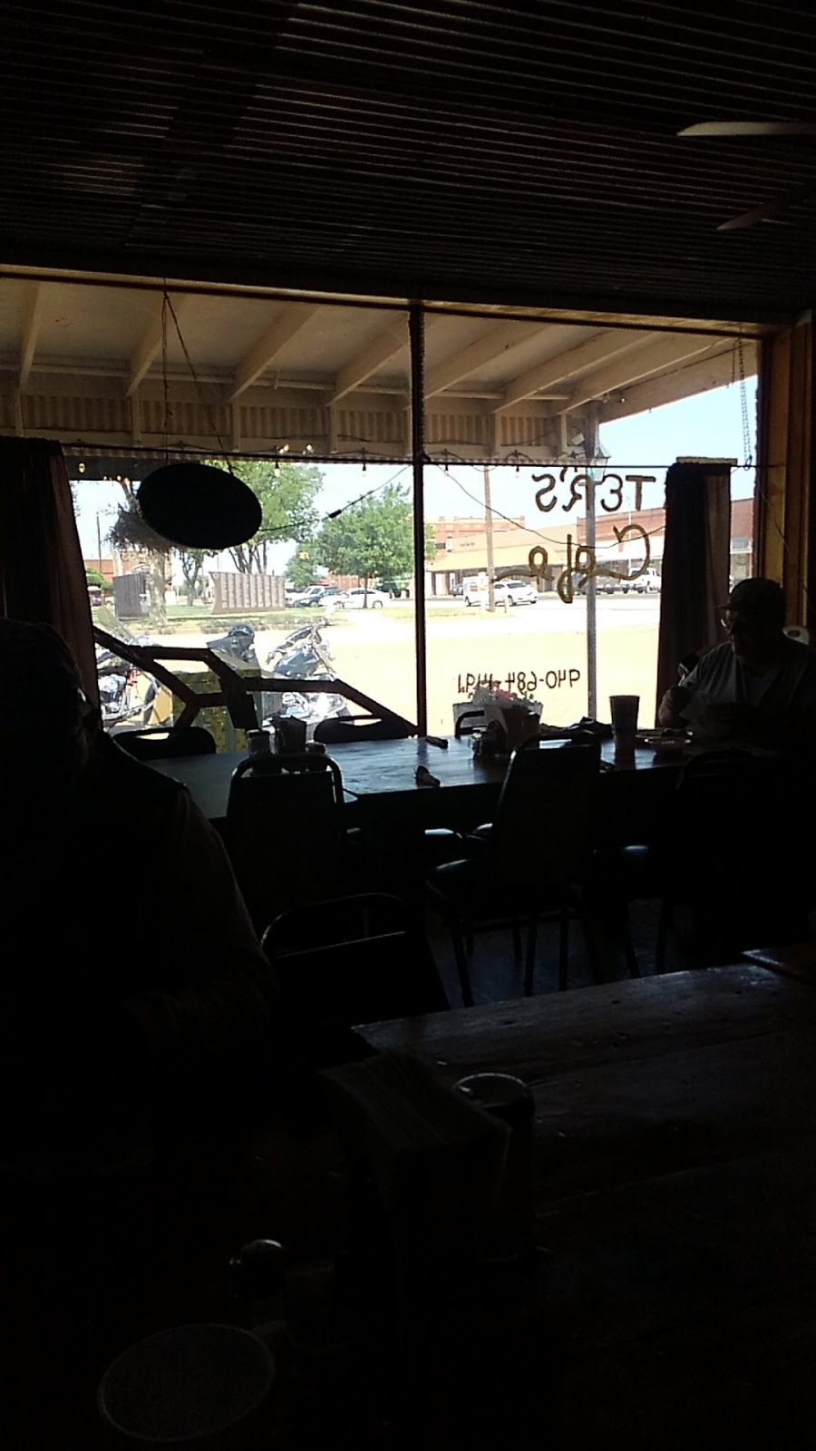 Taters | restaurant | 111 S 1st St, Crowell, TX 79227, USA | 9406841491 OR +1 940-684-1491