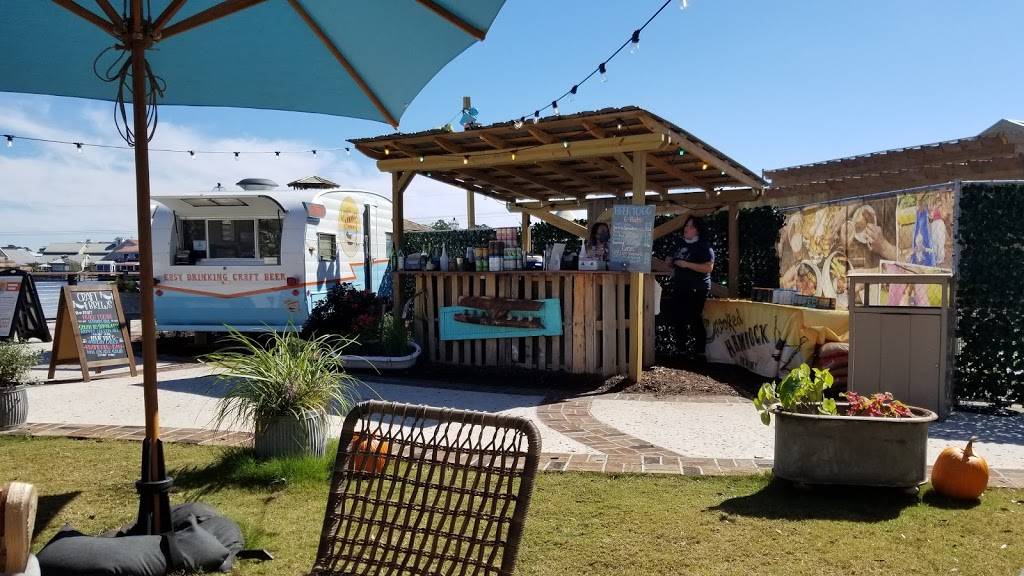 Crooked Hammock Brewery | restaurant | Barefoot Landing, 4924 Hwy 17 S, North Myrtle Beach, SC 29582, USA | 3022780100 OR +1 302-278-0100