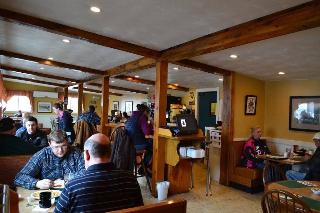 The Farmers Kitchen | restaurant | 444 NH-11, Farmington, NH 03835, USA | 6037559900 OR +1 603-755-9900