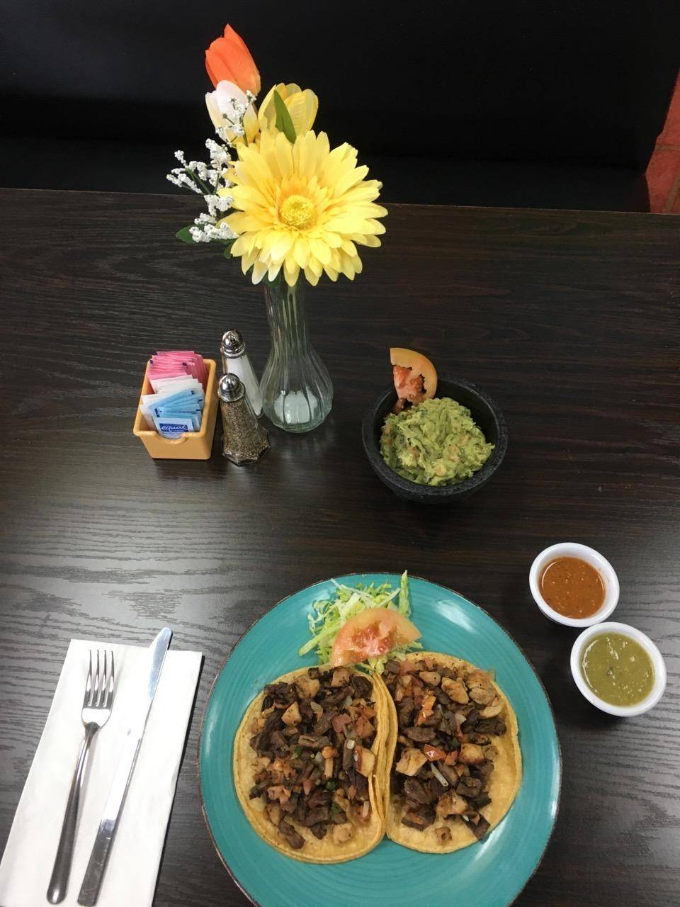 Tres Amigos Mexican Grill | restaurant | 2381 E Windmill Ln #18, Las Vegas, NV 89123, USA | 7022022790 OR +1 702-202-2790