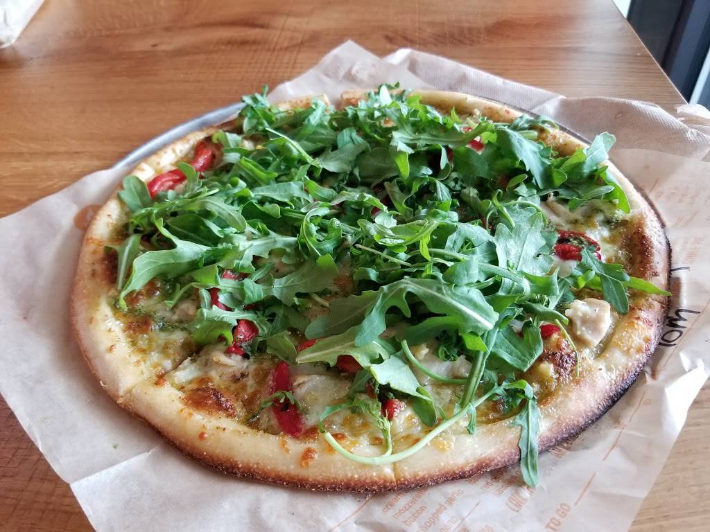 Blaze Pizza | meal takeaway | 12701 Stone Village Way, Midlothian, VA 23113, USA | 8042341482 OR +1 804-234-1482