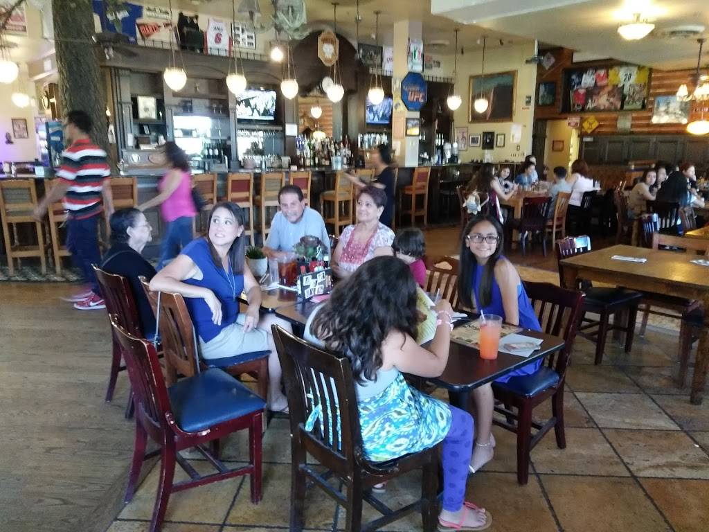 Yosemite Falls Cafe | cafe | 4020 N Cedar Ave, Fresno, CA 93726, USA | 5592227800 OR +1 559-222-7800