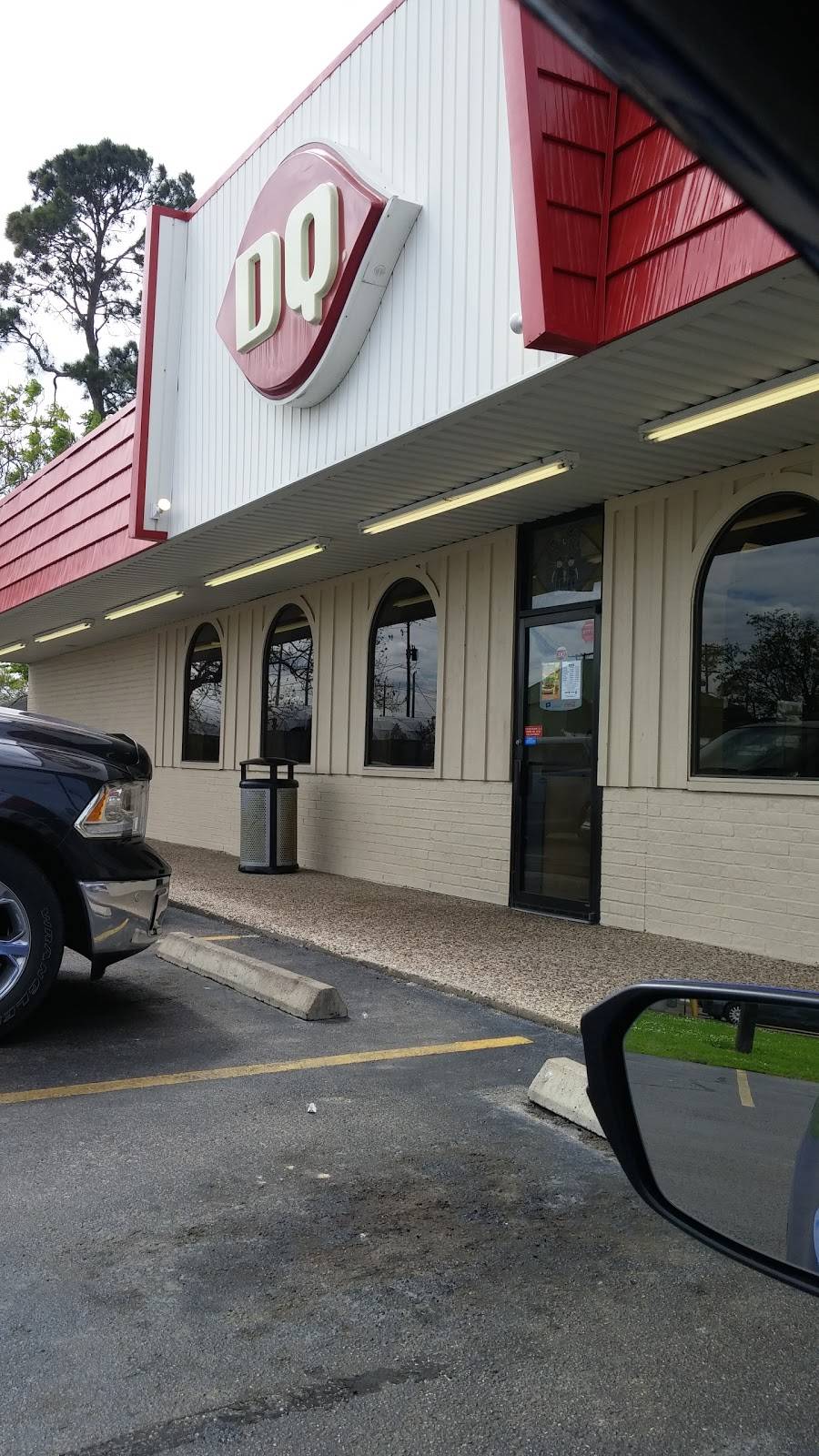Dairy Queen Store | restaurant | 123 N 14th St, Nederland, TX 77627, USA | 4097273178 OR +1 409-727-3178