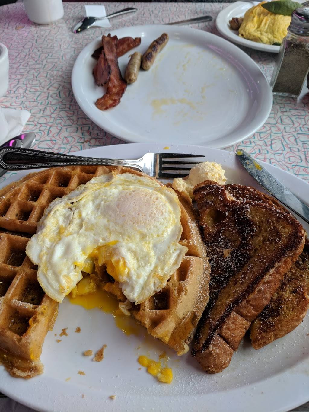 Millies Restaurant & Bakery | restaurant | 2597 Sycamore Dr, Simi Valley, CA 93065, USA | 8055839836 OR +1 805-583-9836