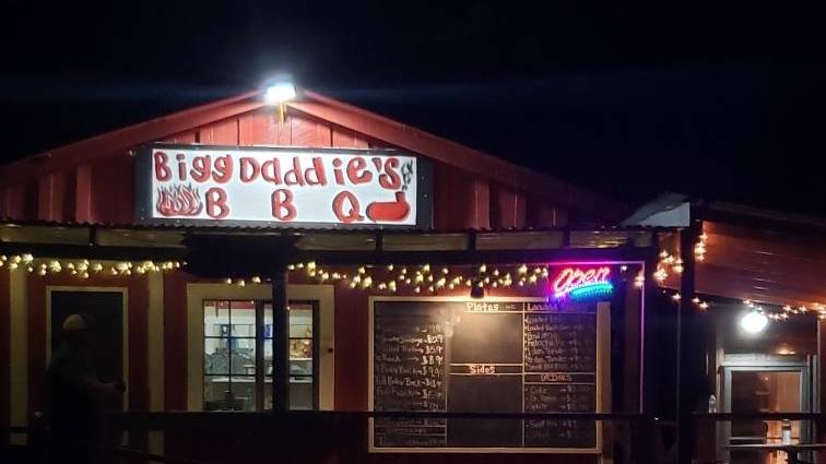 BIGG DADDIES BBQ | restaurant | 1501 FM 315 S, Chandler, TX 75758, USA | 9036767877 OR +1 903-676-7877