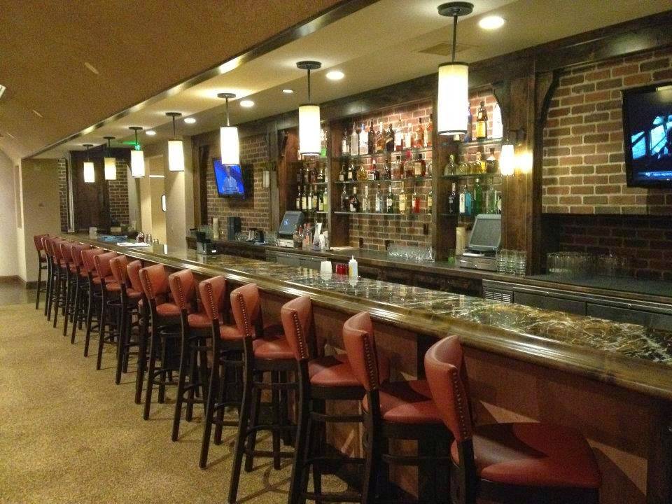 The Cellar Lounge | restaurant | 35001 Rancho California Rd, Temecula, CA 92591, USA | 9515876688 OR +1 951-587-6688