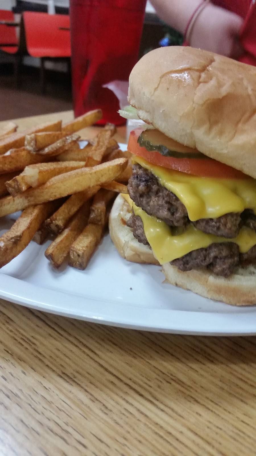 Buddys BBQ | restaurant | 103 Haynes St, Talladega, AL 35160, USA | 2563628851 OR +1 256-362-8851