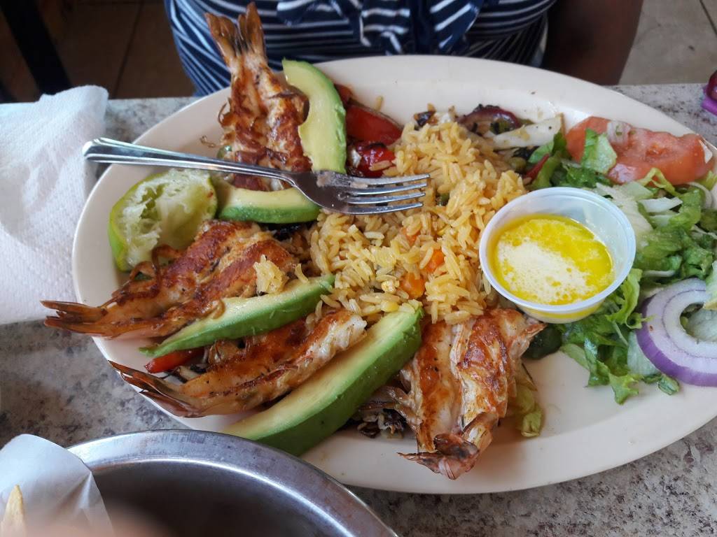 Mariscos 2000 | restaurant | 2053 W Northwest Hwy #82, Dallas, TX 75220, USA | 9724320954 OR +1 972-432-0954