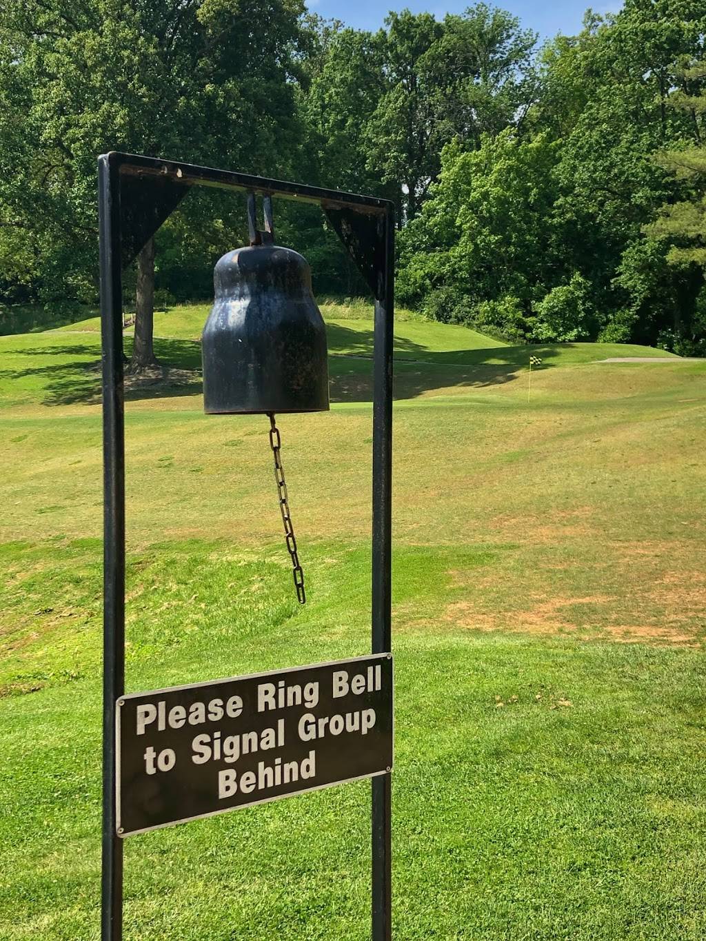 Elizabethton Golf Course | restaurant | 185 Buck Van Huss Rd, Elizabethton, TN 37643, USA | 4235428051 OR +1 423-542-8051