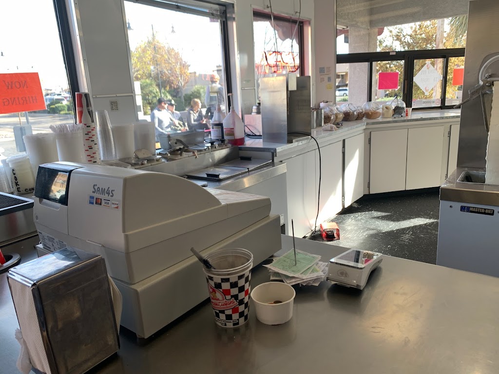 Nielsens Frozen Custard (St. George) | restaurant | 445 E St George Blvd 102 Blvd #102, St. George, UT 84770, USA | 4356285579 OR +1 435-628-5579