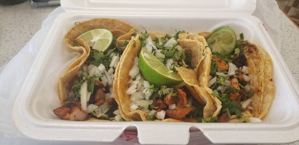 La Rosita | restaurant | 8730 Westport Rd, Louisville, KY 40242, USA | 5026184588 OR +1 502-618-4588