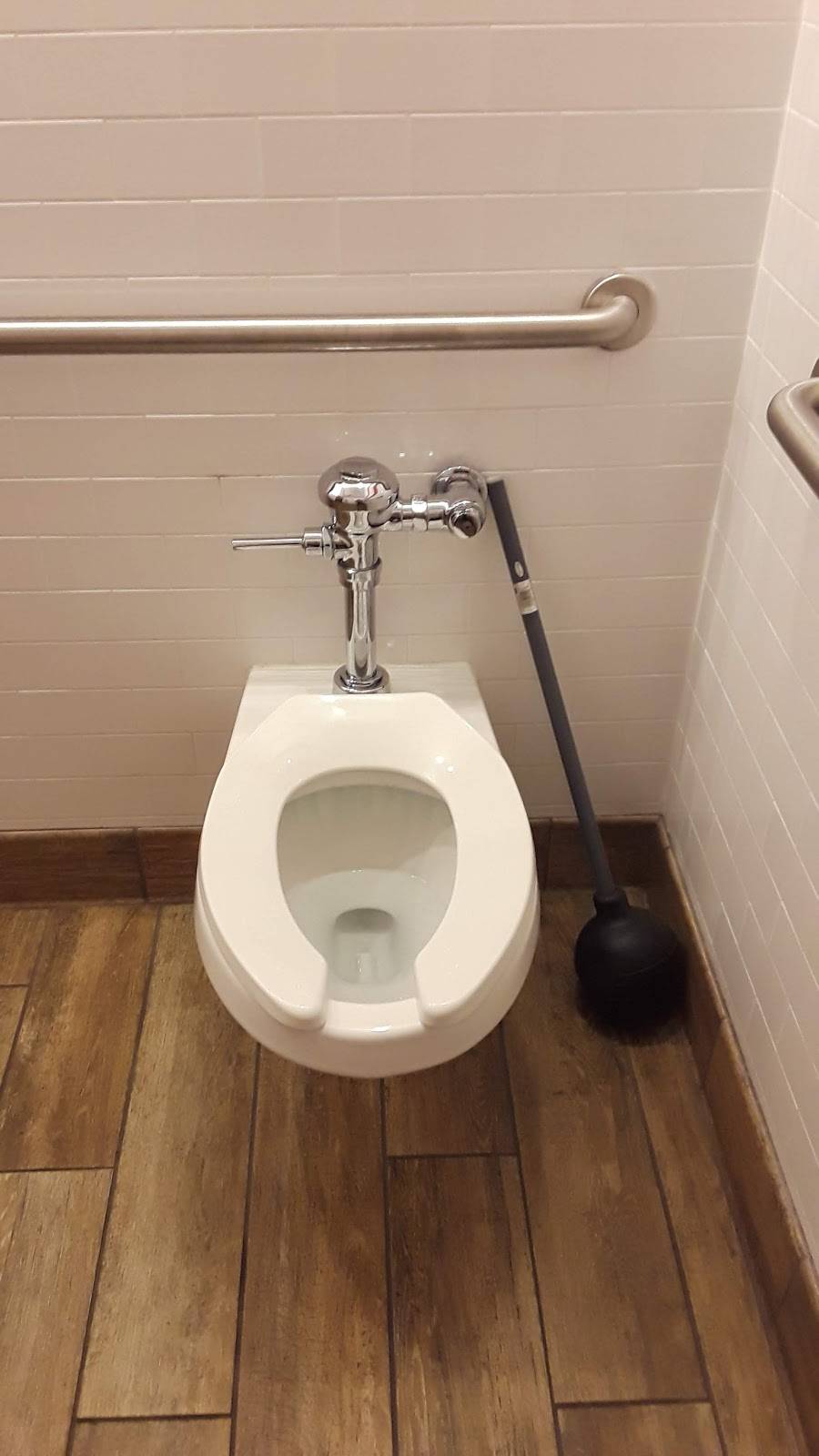 Jimmy Johns | meal delivery | 1835 Gateway Dr NW Ste. 102, Coon Rapids, MN 55448, USA | 7637107921 OR +1 763-710-7921