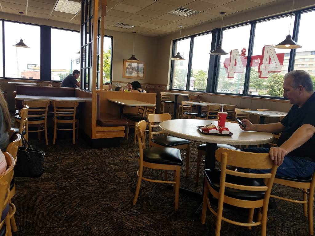 Wendys | restaurant | 1000 Towson Ave, Fort Smith, AR 72901, USA | 4797829486 OR +1 479-782-9486