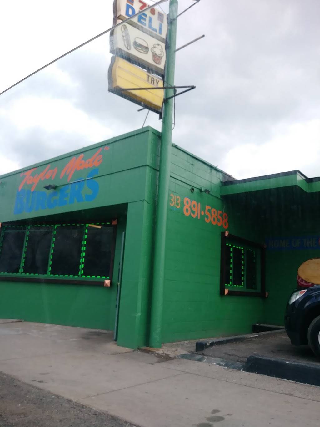 Taylor Made Burgers | restaurant | 4844 Seven Mile E, Detroit, MI 48234, USA | 3138915858 OR +1 313-891-5858