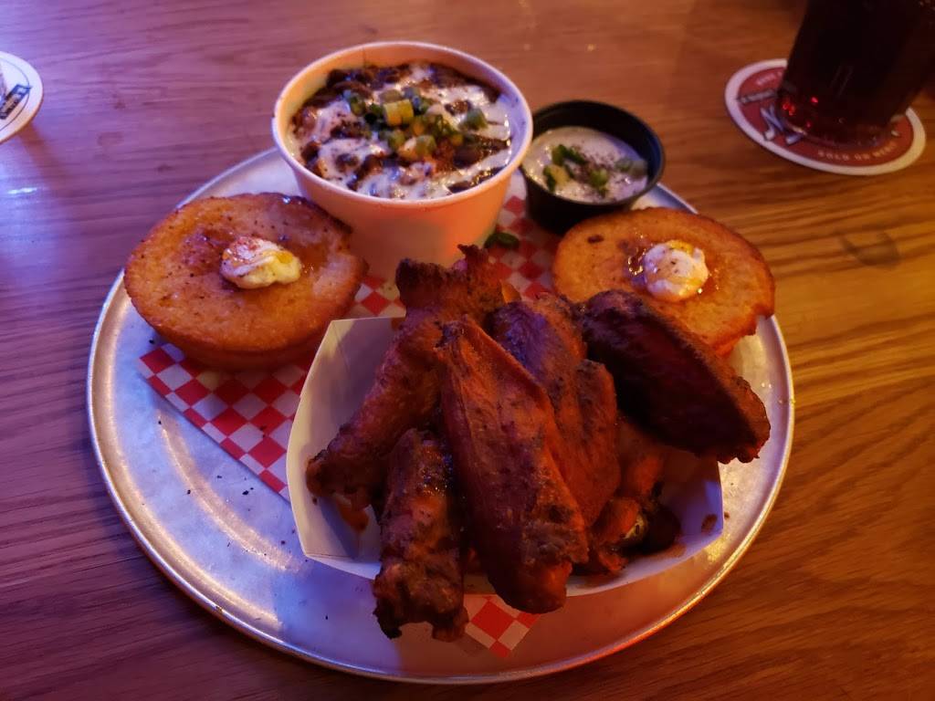 Durks Bar•B•Q | restaurant | 275 Thayer St, Providence, RI 02906, USA | 4013512807 OR +1 401-351-2807