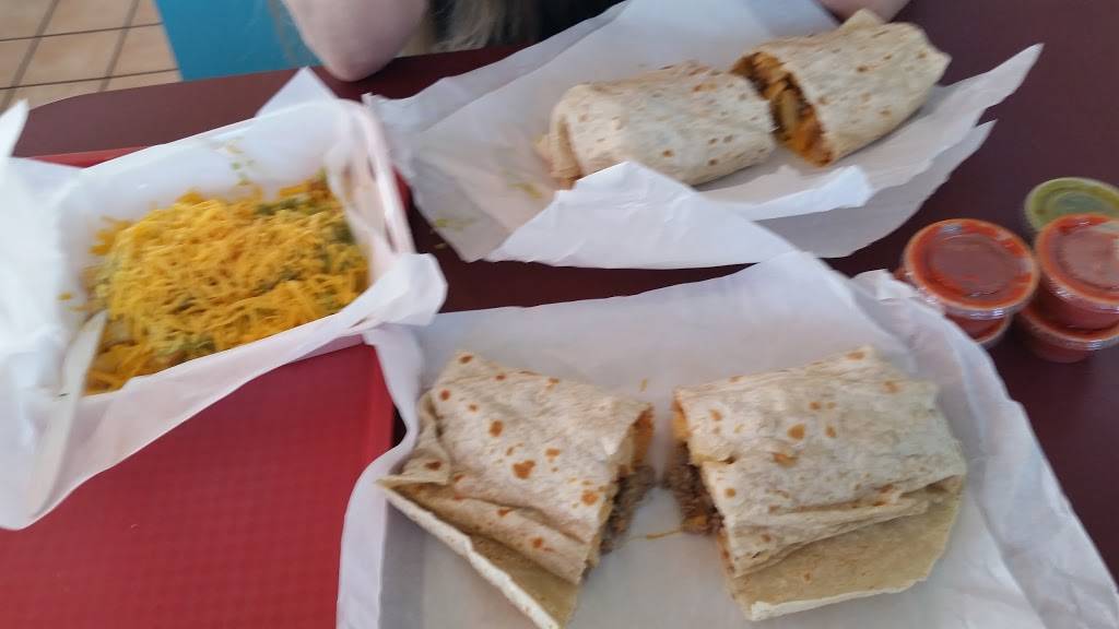 El Potosino Mexican food | restaurant | 1400 W Prince Rd, Tucson, AZ 85705, USA | 5202926969 OR +1 520-292-6969