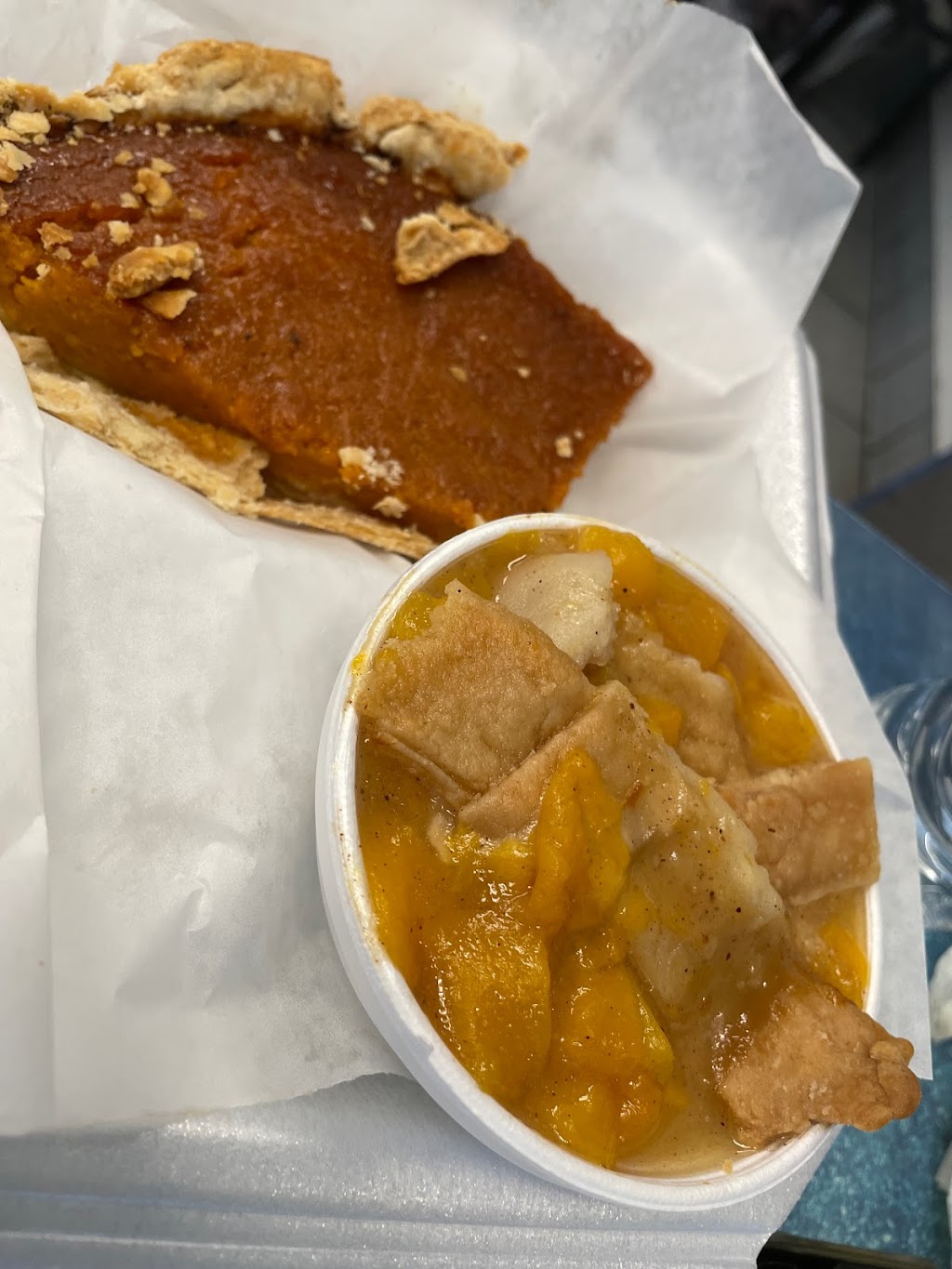 Js Tasty Kitchen | restaurant | 3221 Mansfield Hwy, Fort Worth, TX 76119, USA | 8173499565 OR +1 817-349-9565