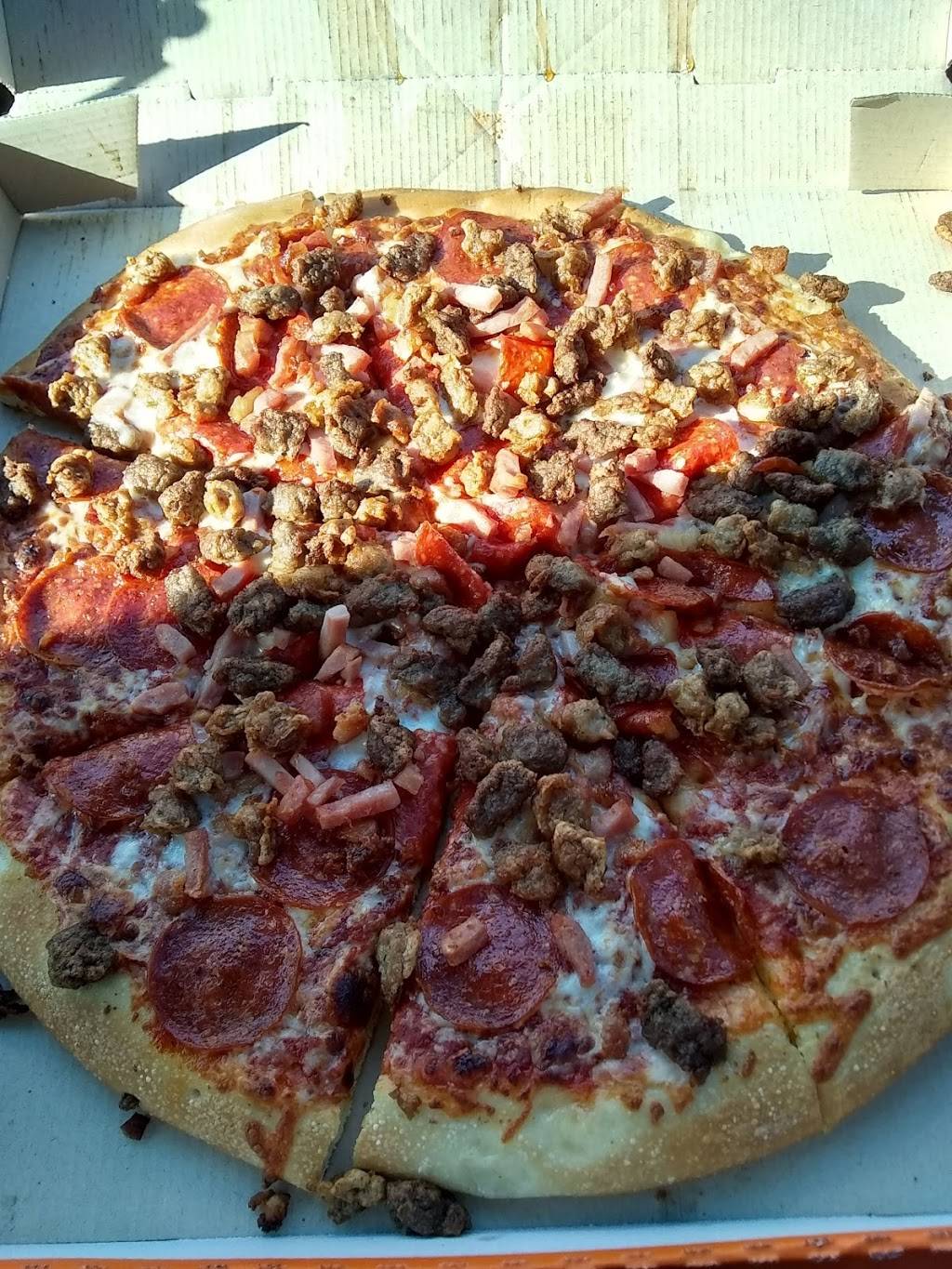 Little Caesars Pizza | meal takeaway | 3220 Falls Dr, Dallas, TX 75211, USA | 2143393300 OR +1 214-339-3300