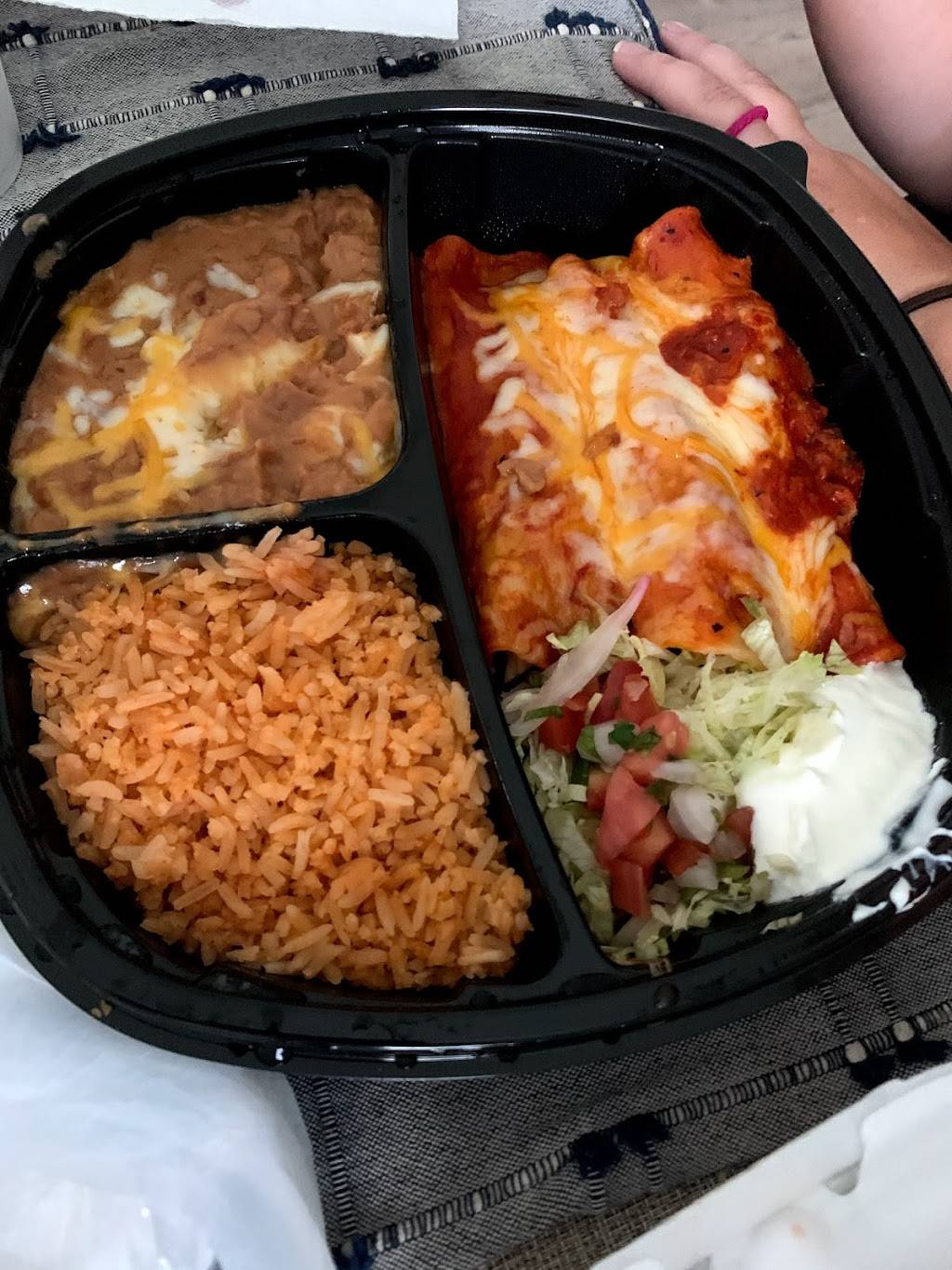 Taco Kitchen | restaurant | 2065 Savannah Hwy, Charleston, SC 29407, USA | 8437933778 OR +1 843-793-3778