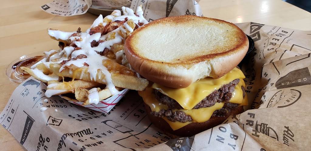 Wayback Burgers | restaurant | 816 NY-17M, Monroe, NY 10950, USA | 8453950707 OR +1 845-395-0707