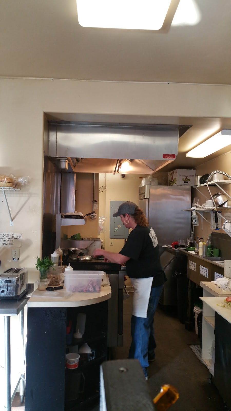 The Knook | restaurant | 437 Main St, Quincy, CA 95971, USA | 5302830300 OR +1 530-283-0300