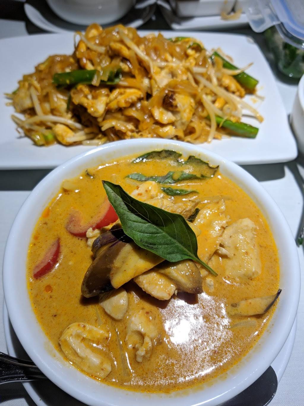 Lanta Thai Fusion | restaurant | 724 E Katella Ave, Orange, CA 92867, USA | 7145324922 OR +1 714-532-4922