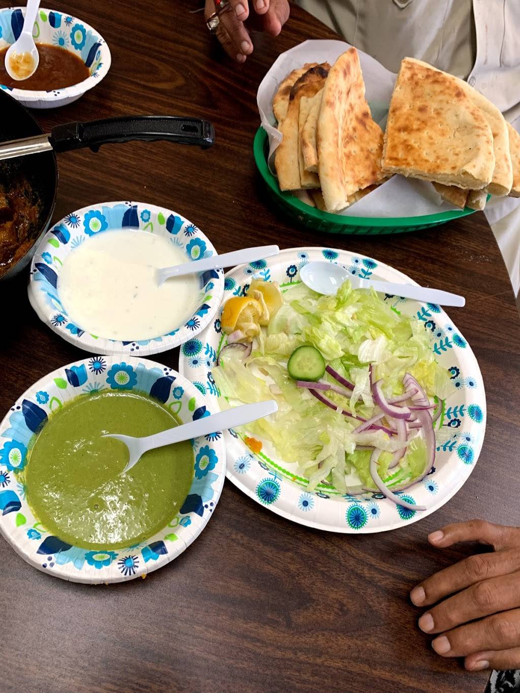 East West Foods | restaurant | 4411 47th Ave, Sacramento, CA 95824, USA | 9164214442 OR +1 916-421-4442