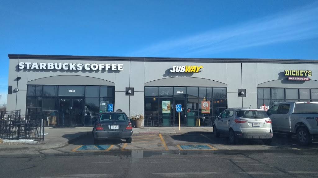 Subway | meal takeaway | 12243 W Center Rd, Omaha, NE 68144, USA | 4023339622 OR +1 402-333-9622