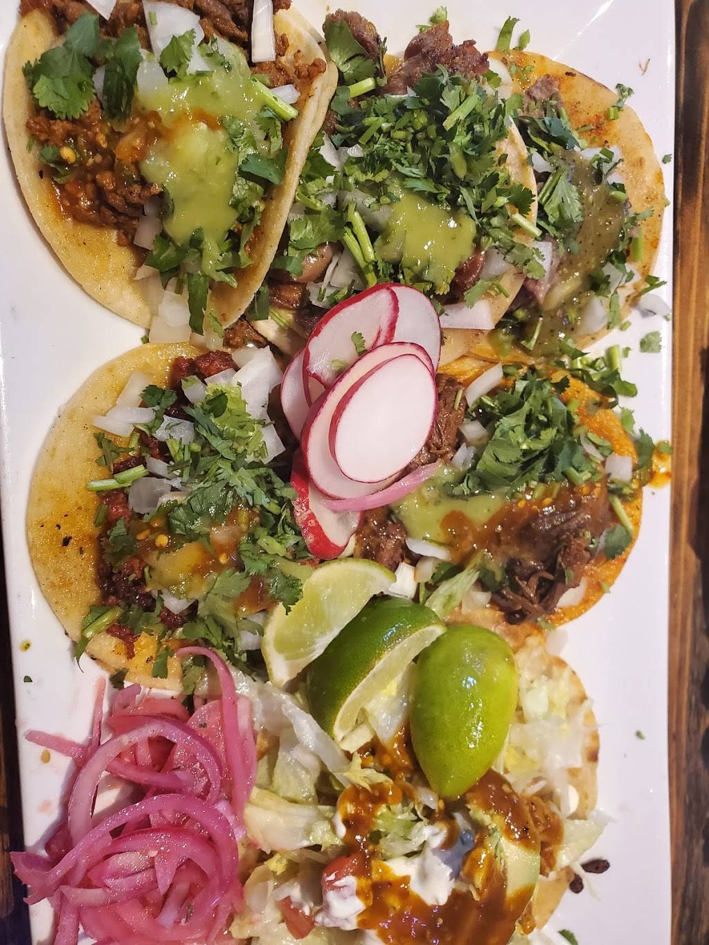 Vatos Tacos | restaurant | 2631 Fashion Plaza, Bakersfield, CA 93306, USA | 6617421717 OR +1 661-742-1717