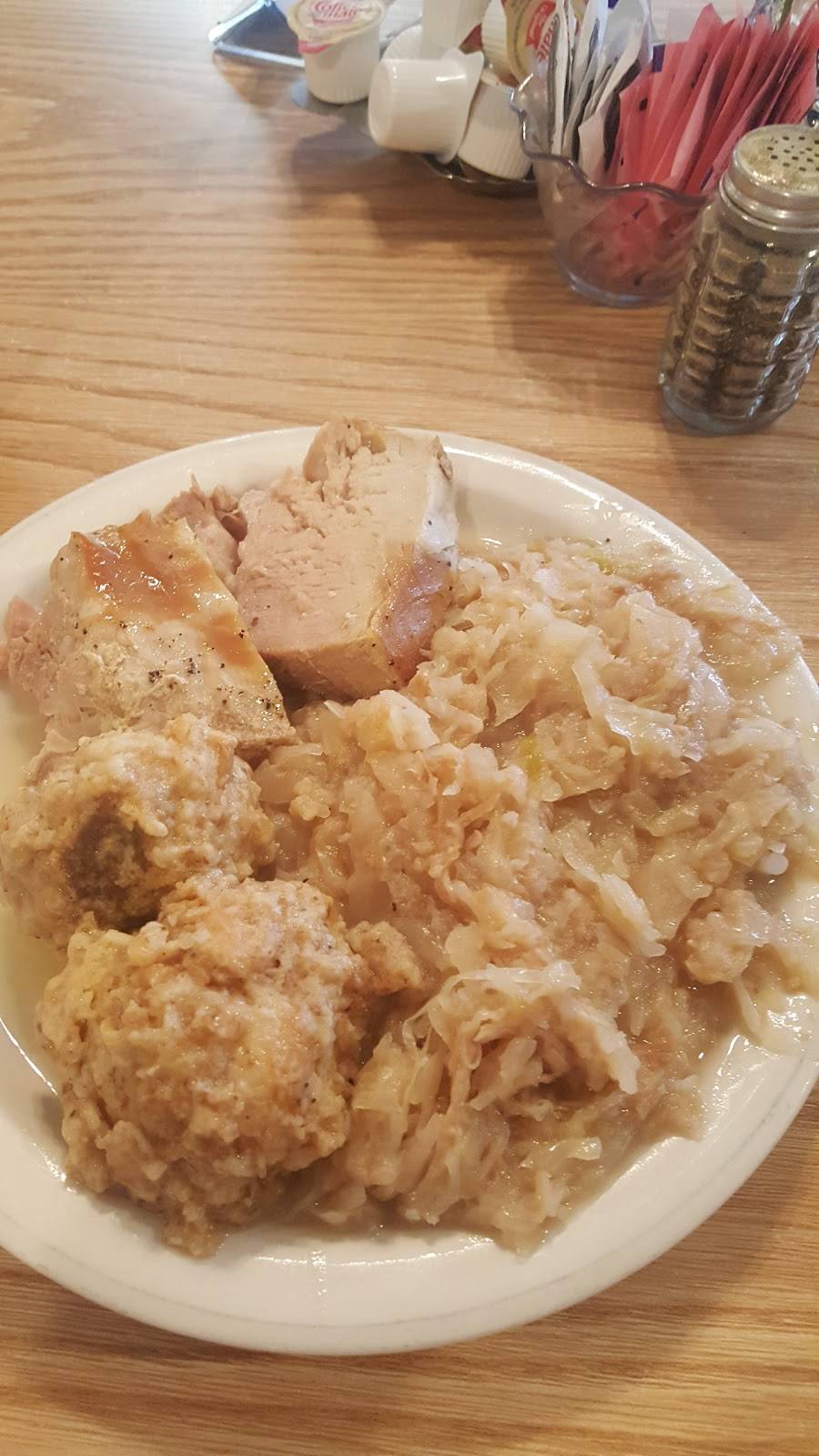 Jonis Restaurant & Catering | restaurant | 24 N Minnesota St, New Ulm, MN 56073, USA | 5073592018 OR +1 507-359-2018