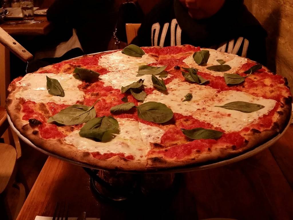 Patsy’s Pizzeria | restaurant | 450 Dean St, Brooklyn, NY 11217, USA | 7186222268 OR +1 718-622-2268