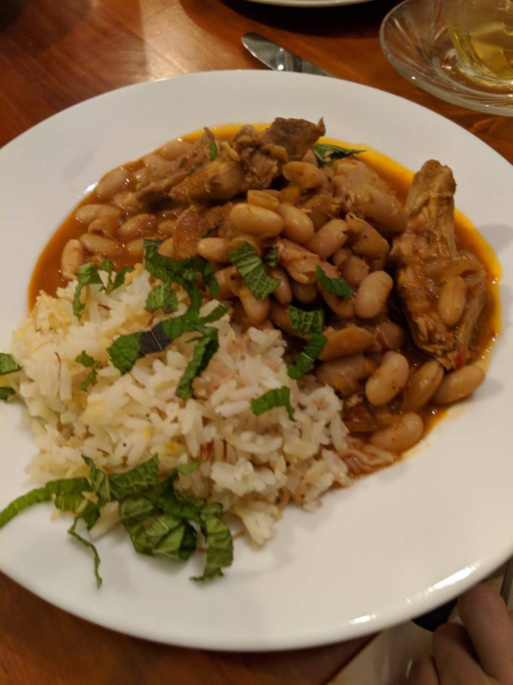 Kareems Restaurant | restaurant | 99 Common St, Watertown, MA 02472, USA | 6173931880 OR +1 617-393-1880