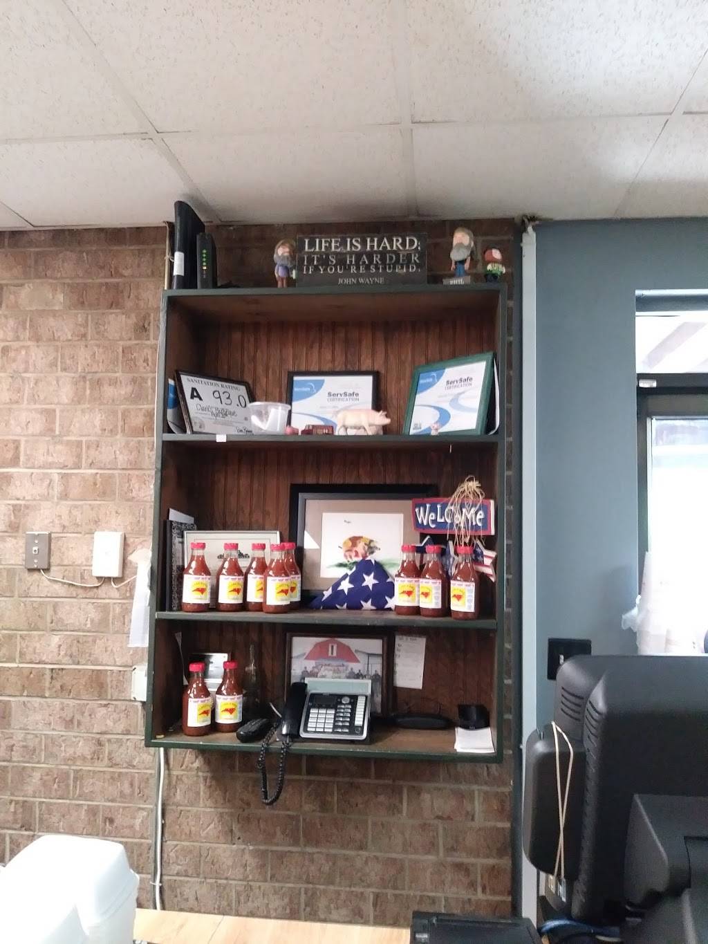 Clarks Barbecue | restaurant | 331 NC-66, Kernersville, NC 27284, USA | 3369968644 OR +1 336-996-8644