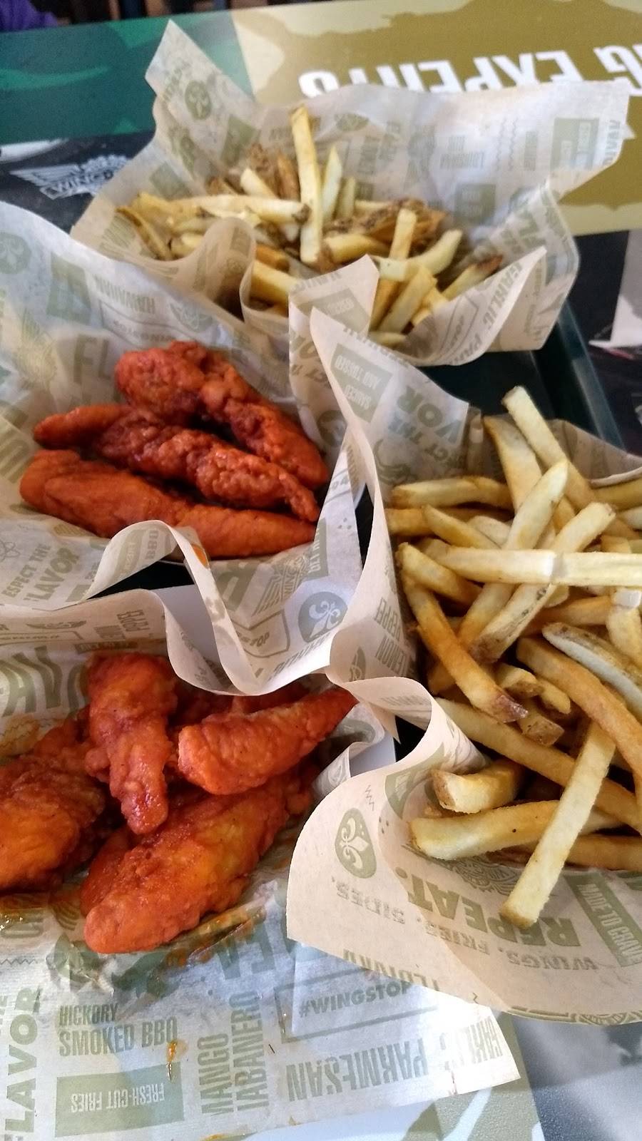 Wingstop | restaurant | 14181 US-395 #201, Victorville, CA 92392, USA | 7609983880 OR +1 760-998-3880
