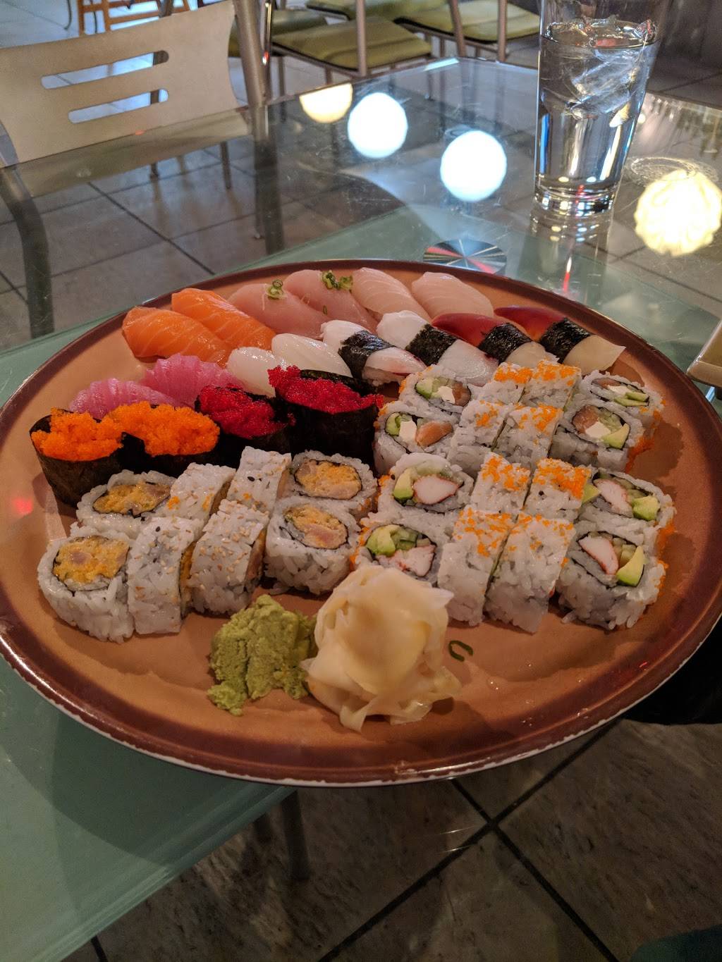 Hana Sushi | restaurant | 16911 E Quincy Ave A4, Aurora, CO 80015, USA | 3036806099 OR +1 303-680-6099