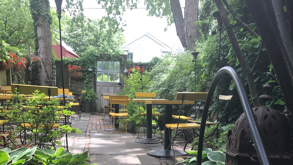 Red Dot Restaurant & Bar | restaurant | 321 Warren St, Hudson, NY 12534, USA | 5188283657 OR +1 518-828-3657