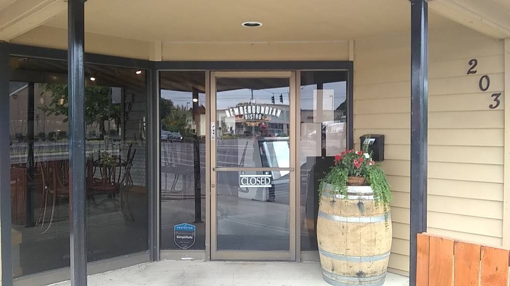 The Newbergundian Bistro | restaurant | 203 Villa Rd, Newberg, OR 97132, USA | 9718328687 OR +1 971-832-8687