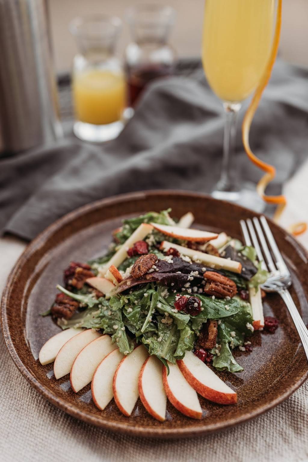 Comfort American Kitchen | restaurant | 700 Clubhouse Dr, Paso Robles, CA 93446, USA | 8052963079 OR +1 805-296-3079