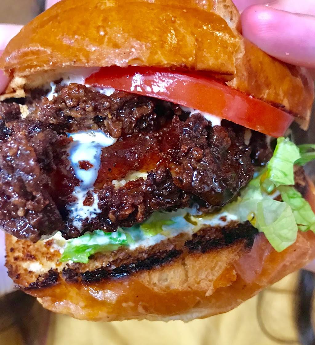 Lolas Cafe New Paltz | restaurant | 1520, 49 Main St, New Paltz, NY 12561, USA | 8452556555 OR +1 845-255-6555