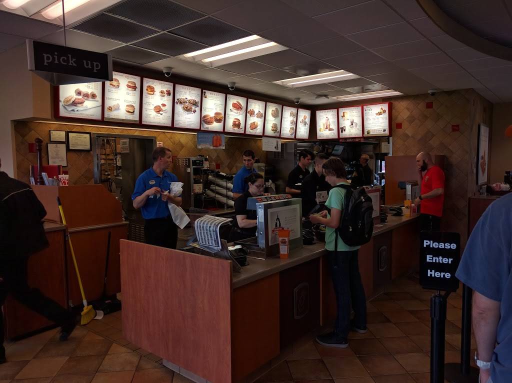 Chick-fil-A | restaurant | 5015 Wellington Rd, Gainesville, VA 20155, USA | 7037538944 OR +1 703-753-8944