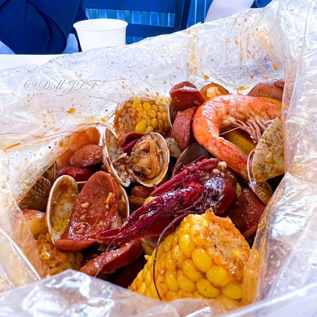 Capt Loui | restaurant | 19700 Vallco Pkwy STE 150, Cupertino, CA 95014, USA | 6692427449 OR +1 669-242-7449