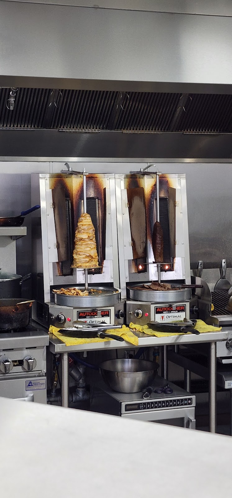 Shawarma King & More | restaurant | 11601 Merritt St, Castroville, CA 95012, USA | 8316333333 OR +1 831-633-3333