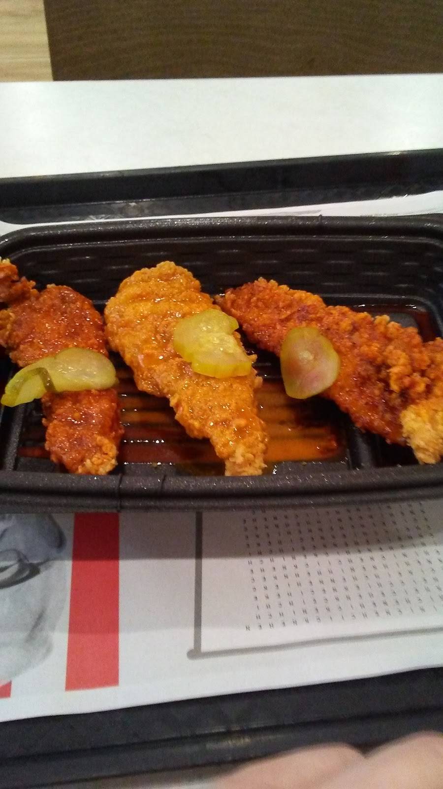 KFC | restaurant | 2101 William St, Cape Girardeau, MO 63703, USA | 5733359763 OR +1 573-335-9763