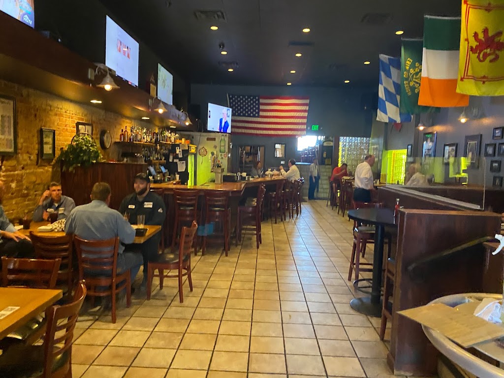 Callahans Pub & Grille | restaurant | 220 N Independence St, Enid, OK 73701, USA | 5802427299 OR +1 580-242-7299