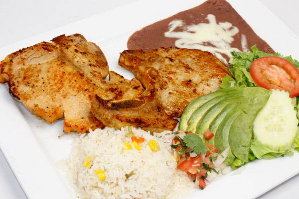 Morazan Restaurant | restaurant | 5421 South Blvd, Charlotte, NC 28217, USA | 7045252000 OR +1 704-525-2000