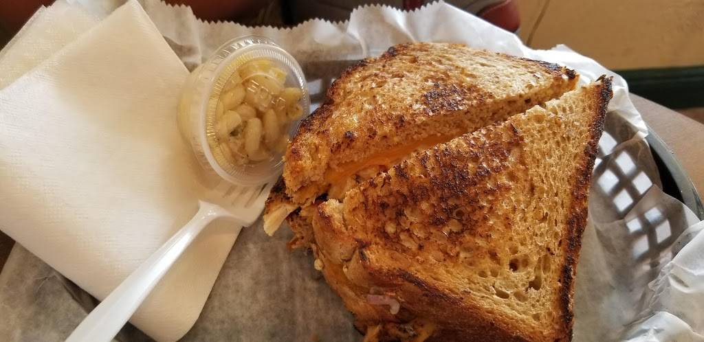 Yanos Italian Deli & Catering | meal takeaway | 13833 Wellington Trace Ste E8, Wellington, FL 33414, USA | 5617957333 OR +1 561-795-7333