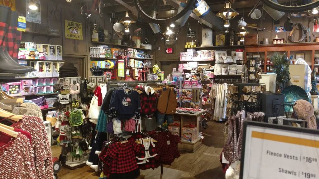 Cracker Barrel Old Country Store | restaurant | 7225 George T Edwards Dr, Melbourne, FL 32940, USA | 3212420350 OR +1 321-242-0350